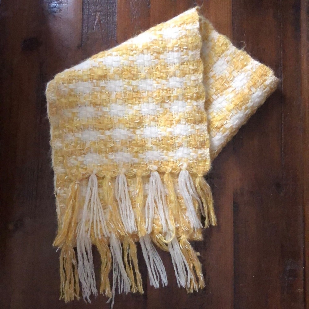 Banana Republic Yellow Plaid Boucle Scarf Lambswool Mohair Blend Fringe One Size
